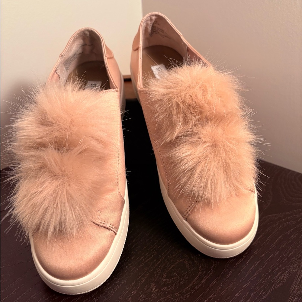 Steve Madden Peach Faux Fur Women's Sneakers